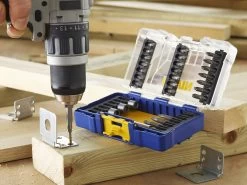 Irwin Schroefbitset Mixed 30-delig. Met Dopsleutels. Inclusief Schroefbithouder. In Tough Case. -IRWIN Winkel 41 320